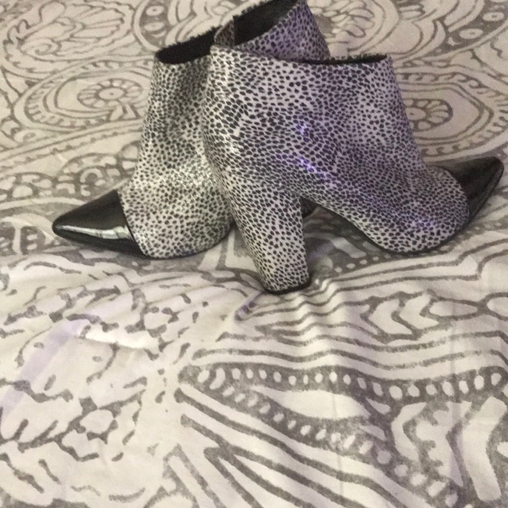 Nordstrom brand Tildon booties